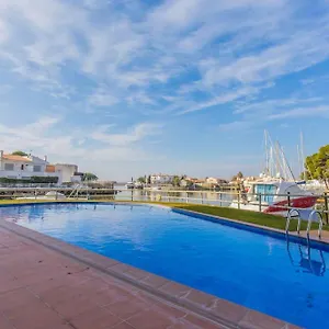 piso-de-2-habitaciones-3-piscinas-y-cerca-del-mar.topcostabravahotels.com/